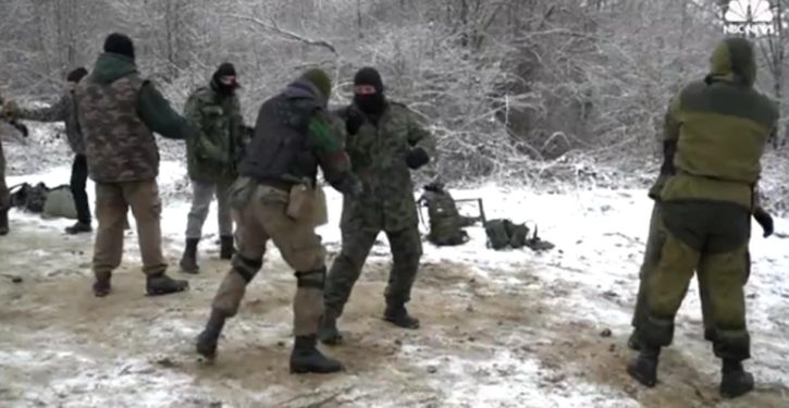 Bulgarian volunteers patrol border to stop migrants