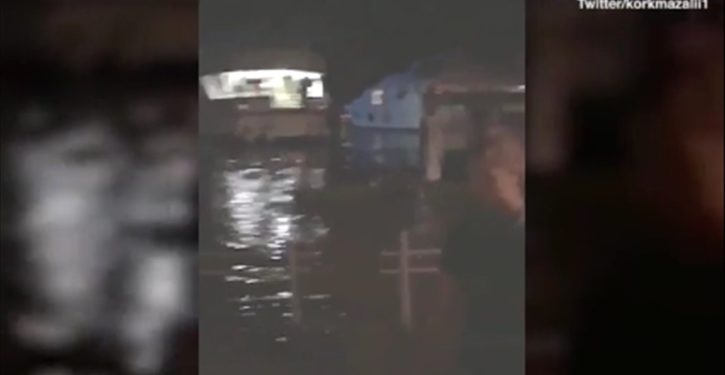 BREAKING: 6.7 quake hits Turkish coast, Greek islands; tsunami threat: tourists flee for lives