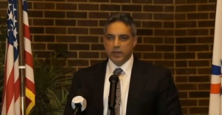 ‘Robin Hood of Refugees’: Immigration lawyer gets 15 months for asylum scam