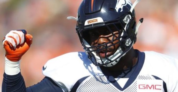Super Bowl 50 MVP loses endorsement deal after kneeling for anthem