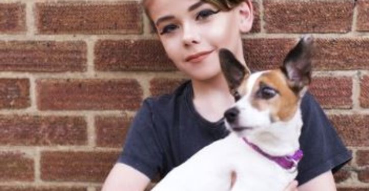 Now 10-year-old boys are showing women how to wear eye makeup