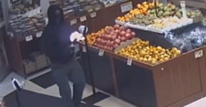 Masked man tosses Molotov cocktail inside Brooklyn supermarket