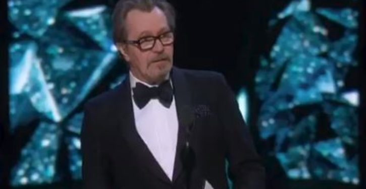 Academy Award attendees silent after Best Actor winner dares to ‘thank America’
