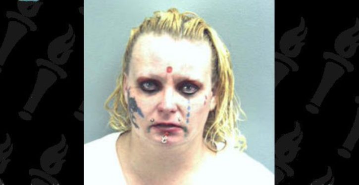 Woman arrested for allegedly threatening to blow up 7-Eleven