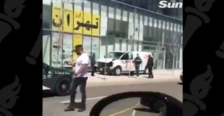 9 dead in van violence attack in Toronto