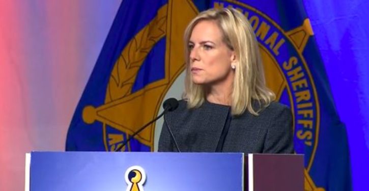 Democratic Socialists attack, harass DHS chief Kirstjen Nielsen at Mexican restaurant