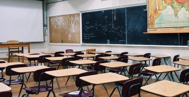Loudoun County Educators Allege ‘Hostile Work Environment’ As Districts Threaten To Terminate Maskless Teachers