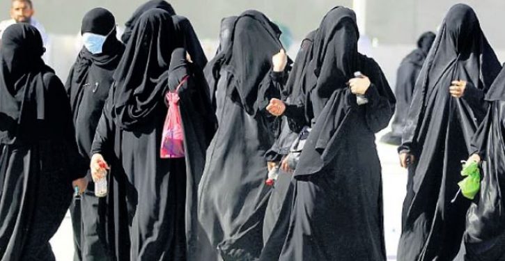 Taliban orders Afghan women to cover up from head to toe