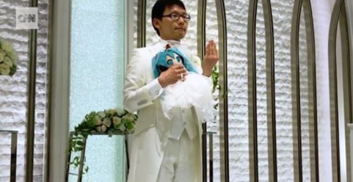 Man marries computer-generated hologram