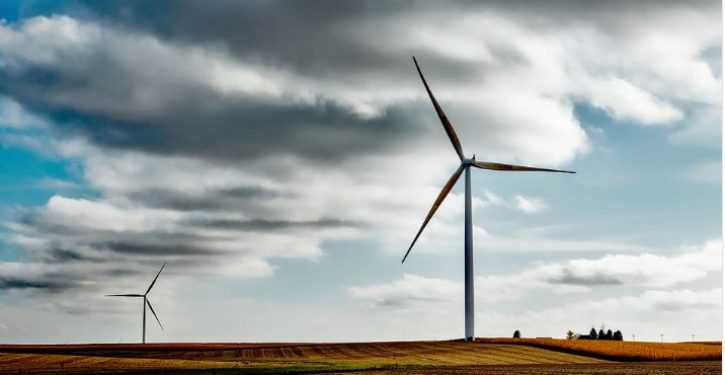 7500 wind turbines in Spain will be dismantled by 2028, leaving behind waste that is hard to dispose of
