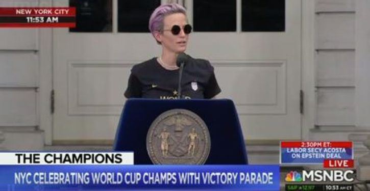 Rapinoe on Fox News-watching parents: ‘You guys need to go to therapy’