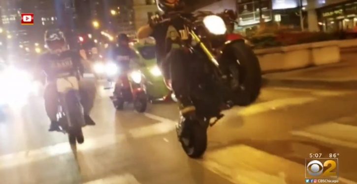 Chicagoans menaced by bands of motorcyclists roving streets