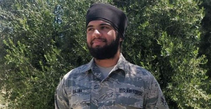Newly updated Air Force dress code will allow hijabs, turbans, beards