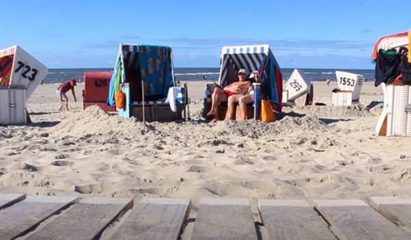 Bureaucrats cause skin damage by blocking access to more effective sunscreens by Hans Bader