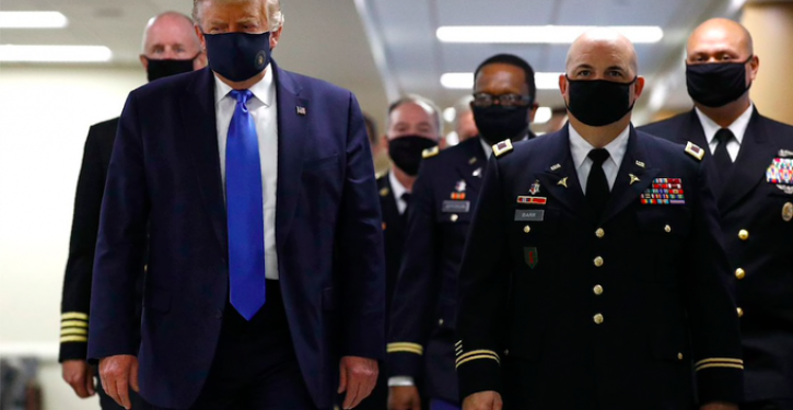 Trump wears mask in visit to Walter Reed