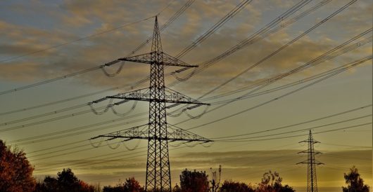 US electric grid in jeopardy by LU Staff