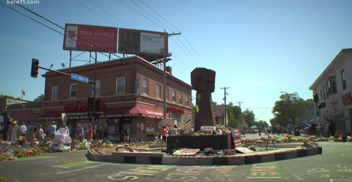 Gun battle erupts in George Floyd Square during live ...