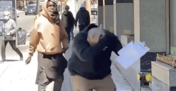 Video shows attacker hitting NYPD cop with a stick in broad daylight