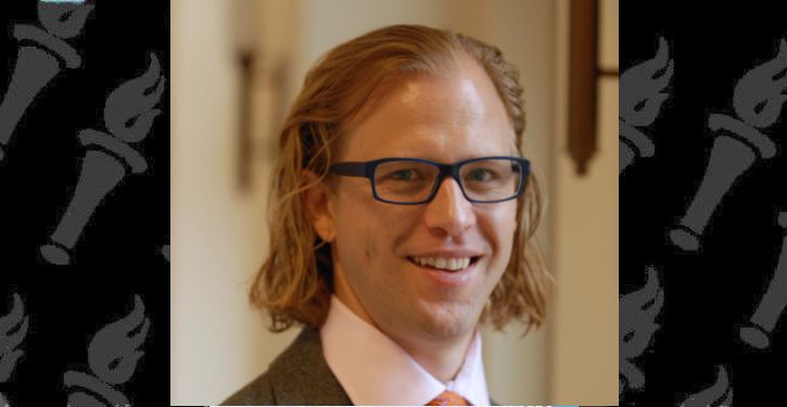NYT contributor/econ prof wants anti-vaxxers to pay their own hospital bill if they get COVID