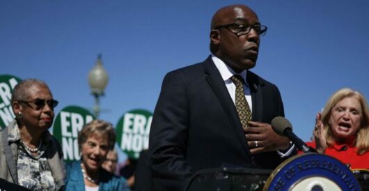 Illinois Supreme Court Presses Pause On Controversial Cash Bail Law Hours Before Taking Effect by Daily Caller News Foundation