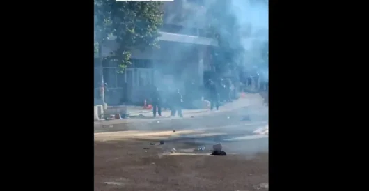 Rioters Storm Oregon ICE Building, Injure Officers by Daily Caller News Foundation